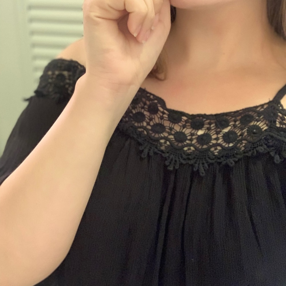 Xhilaration- Cold Shoulder Blouse